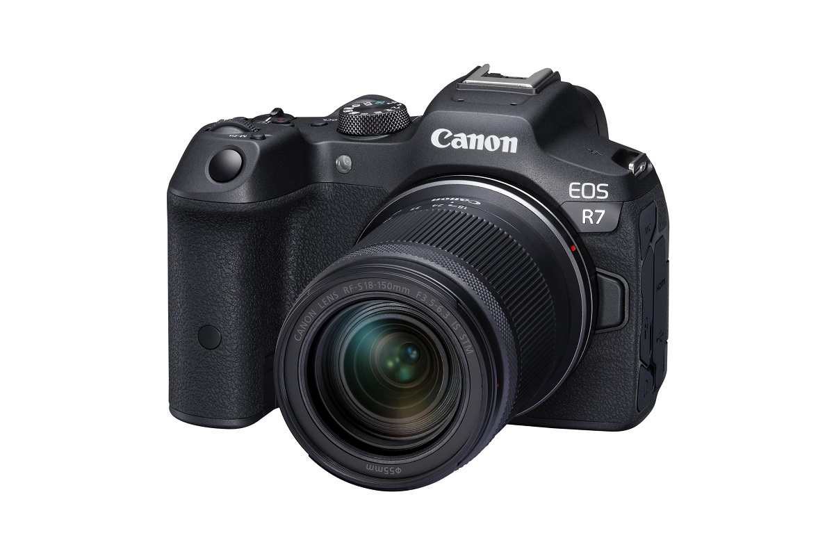 Canon EOS R7 & RF-S 18-150